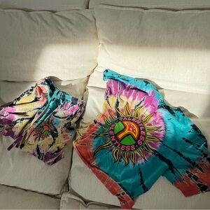 Tie dye full look. Crop tee & shorts